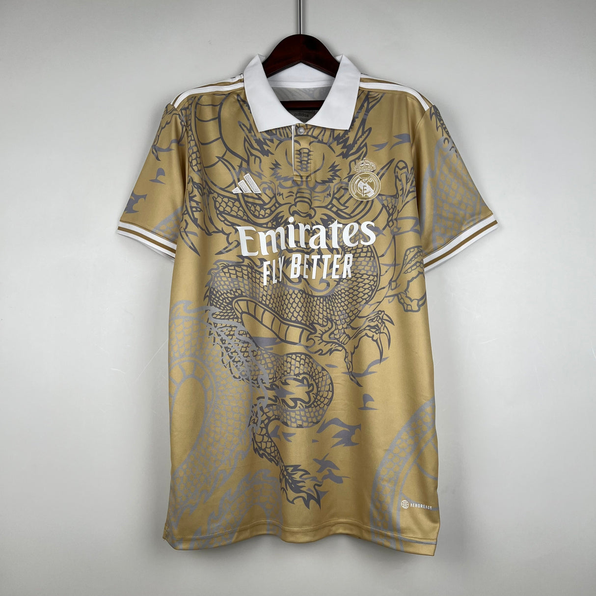 Real Madrid ''Gold Dragon'' Special Kit