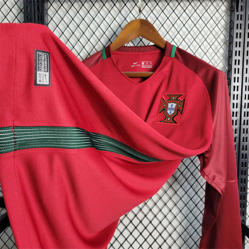 Portugal | Long sleeve shirt ''Retro Home 16/17'' Special Kit