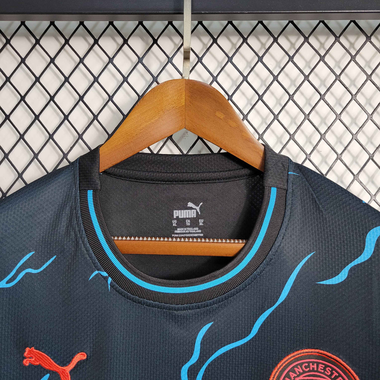 Mancester City ''Lightning'' Special Kit