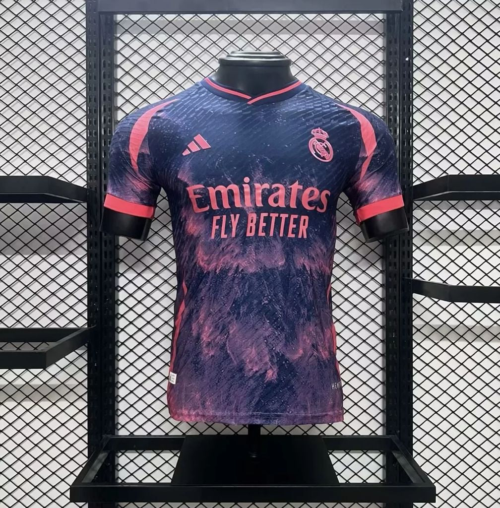 Real Madrid ''Waves'' Special Kit