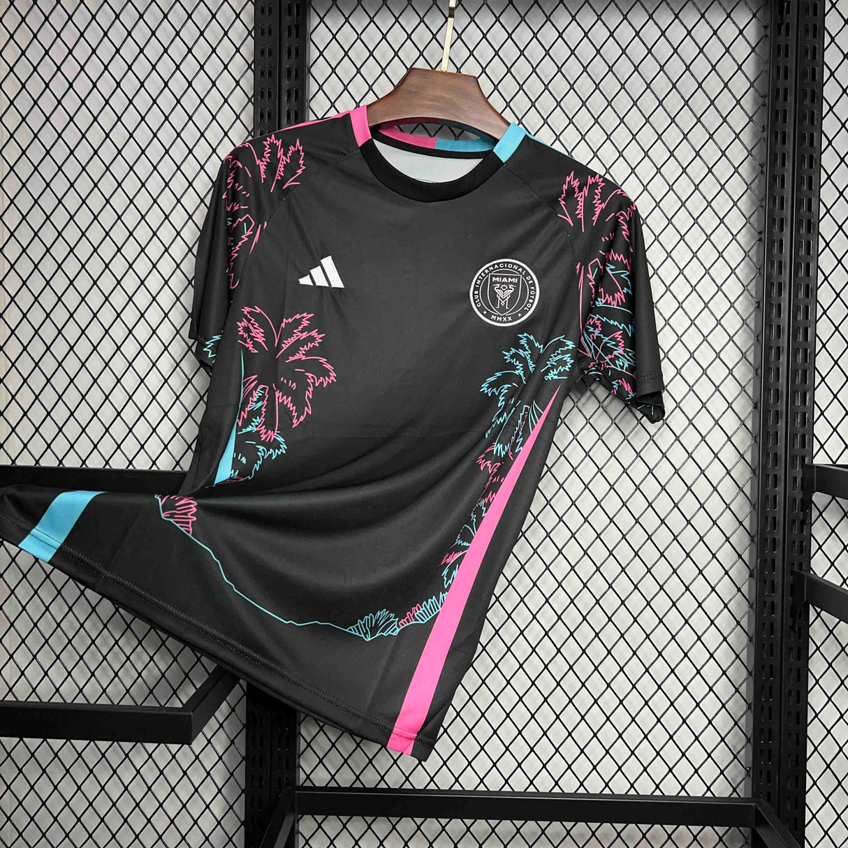 Inter Miami ''Neon Palm'' Special Kit